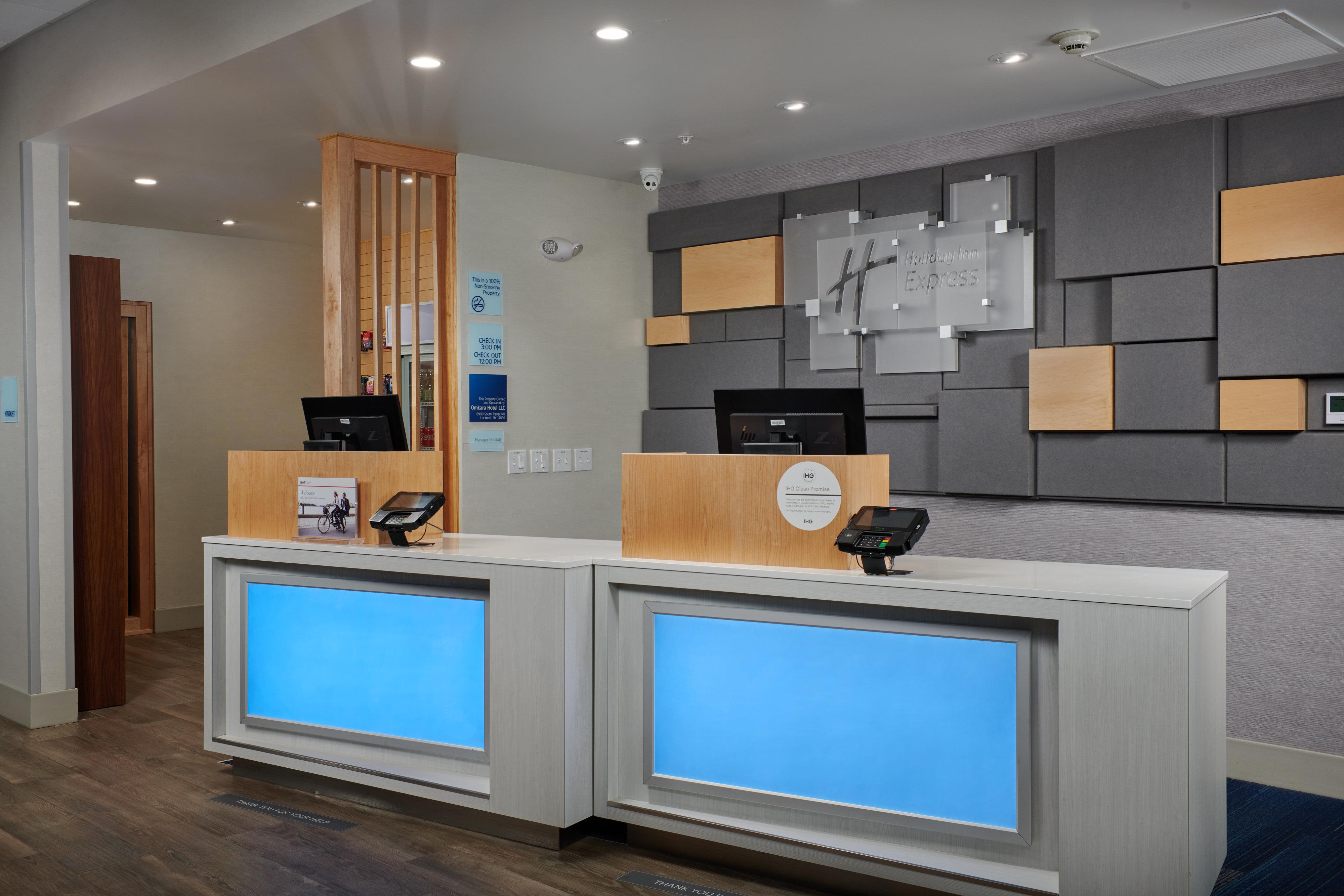 Holiday Inn Express - Lockport By Ihg Exterior photo